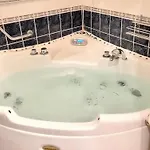 Apartment Airport - Bath - Kids Friendly *