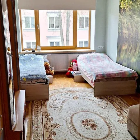 Apartamento Airport - Bath - Kids Friendly