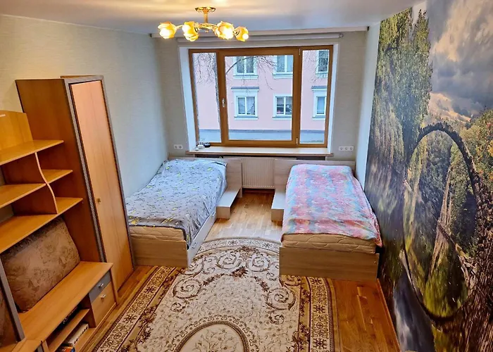 Airport - Bath - Kids Friendly Apartmán