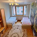 Airport - Bath - Kids Friendly Apartmán
