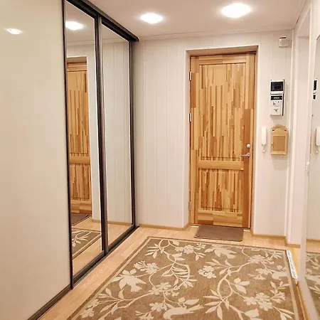 Airport - Bath - Kids Friendly * Tallinn